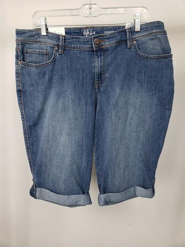 STYLE \u0026 CO Skimmer Long Cuffed Shorts 