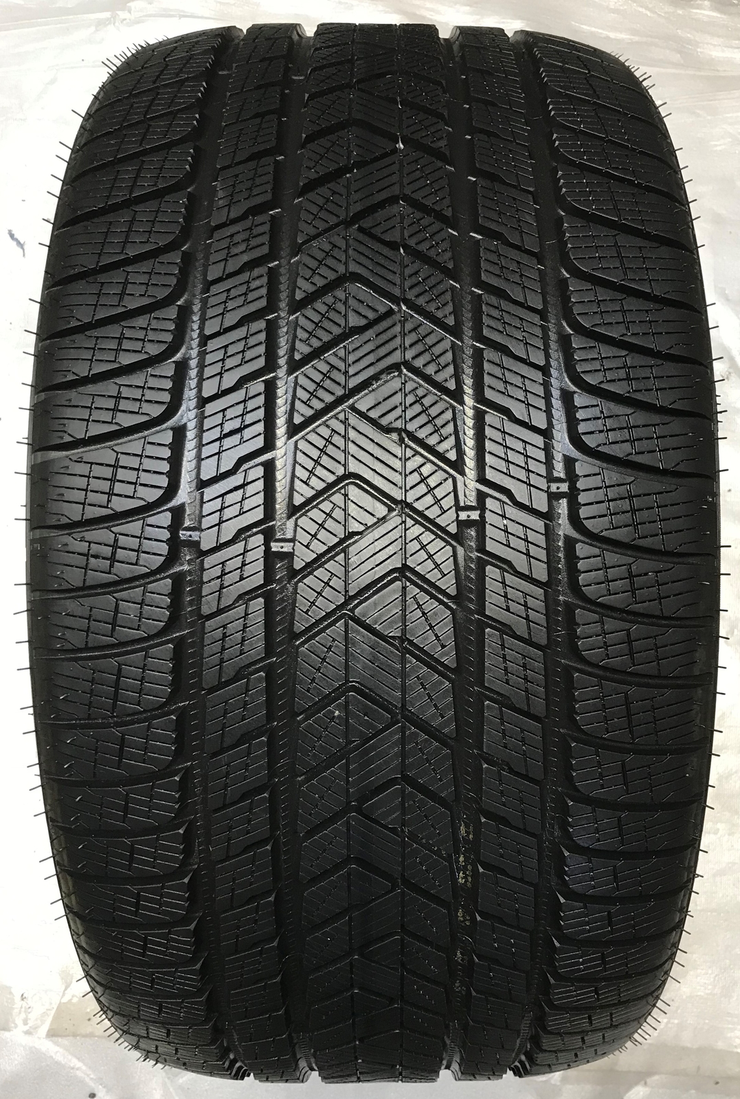 1 Pneu D'Hiver 315/30 R22 107V Pirelli Scorpion Tm Winter M+S 41229b