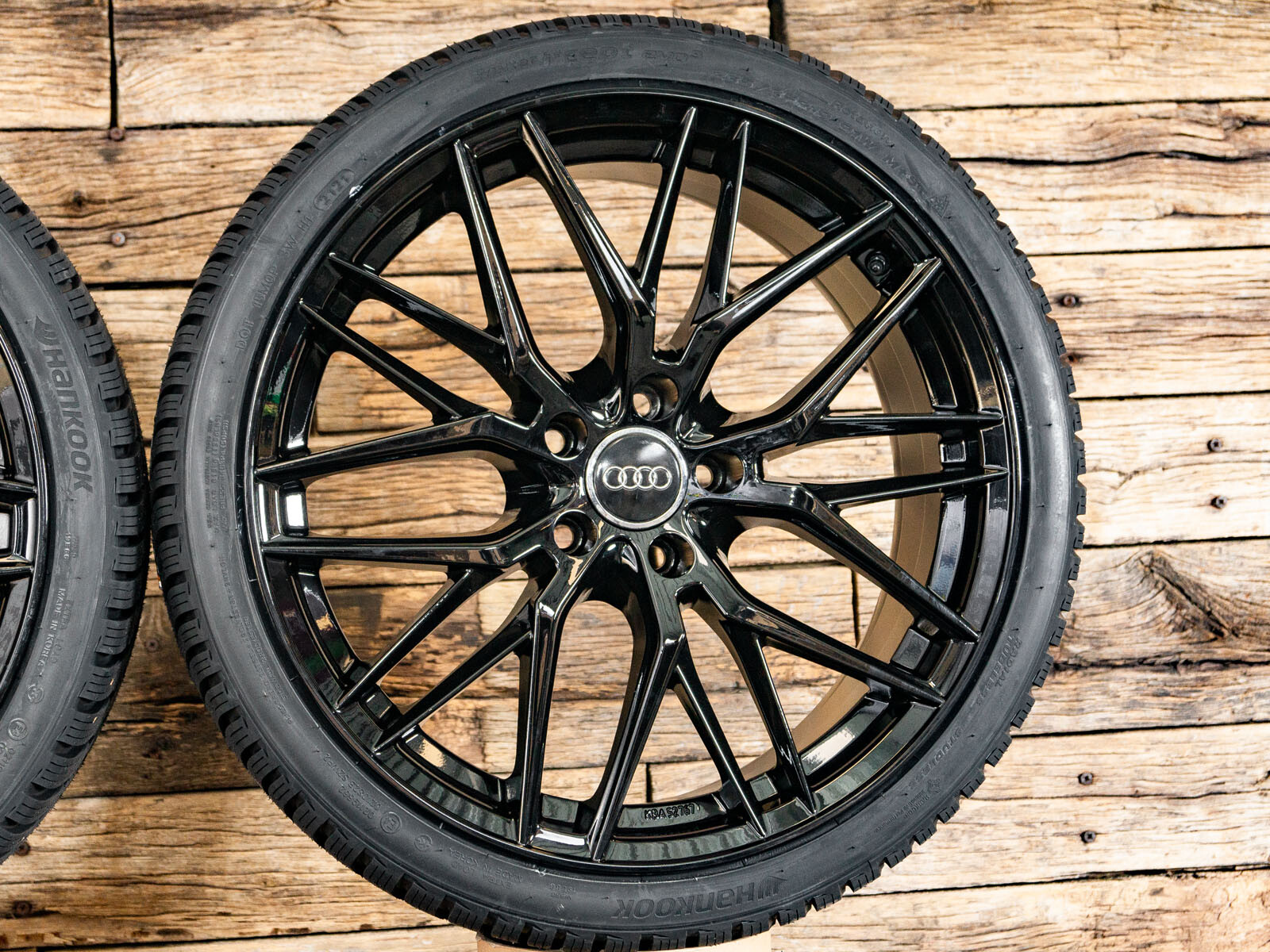 Ruote invernali 18 pollici RW01 per Audi A4 S4 A5 B8 B9 Q2 SQ2 Q3 8U TT TTS 8S nere foto 4