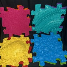 Rainbow Sensory Orthopedic Foot Massage Floor Mat Puzzle Kids Play Autistic Mat