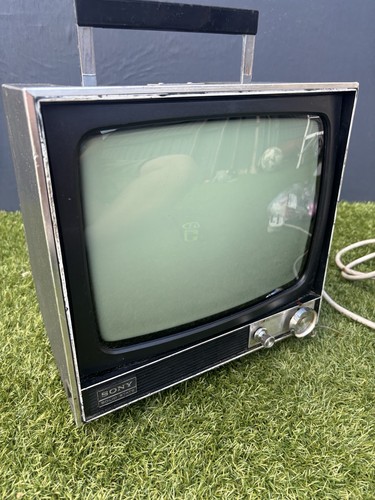 Vintage Sony CVM-110UK Video Monitor Black & White B&W TV Tested Working Rare - Picture 14 of 24