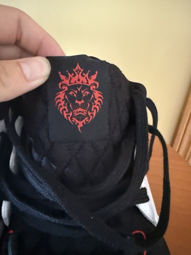 Talla 11.5- Nike LeBron Witness 8 Blanco Rojo Universitario Negro - Imagen 4 de 9