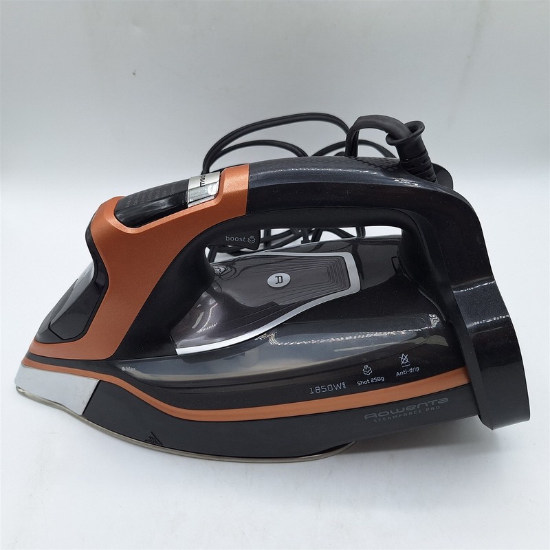 Rowenta Iron, Steam Force Pro Steam Iron for Clothes 1850 watts, Black Copper