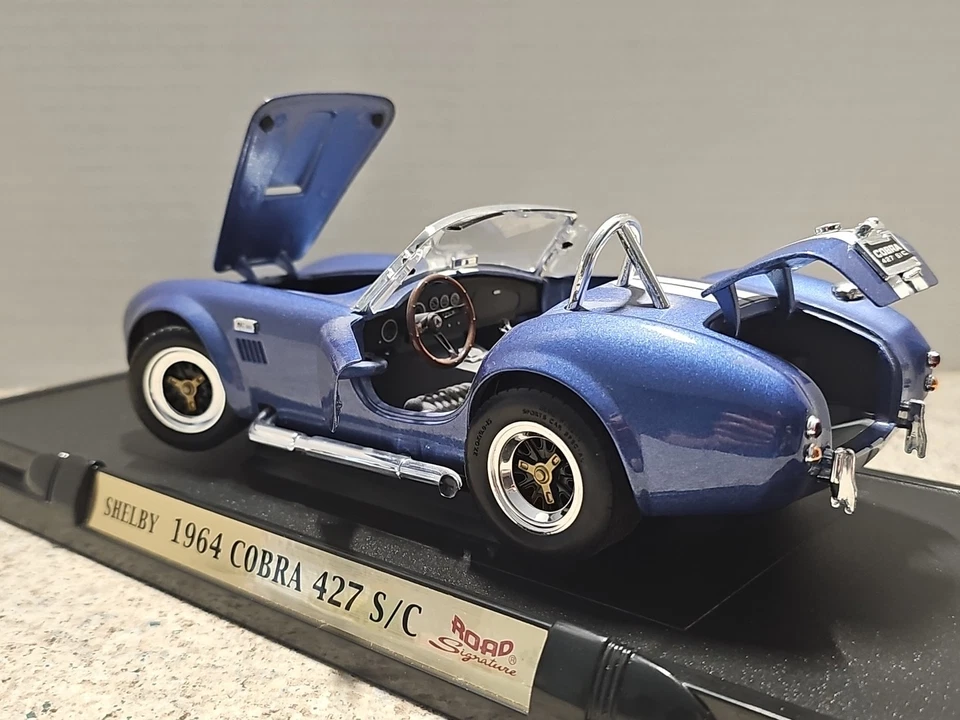 De colección 2001 Road Signature Deluxe Ed. Shelby Cobra 427 1964 S/C coche fundido a presión 1:18 Foto 3 de 4