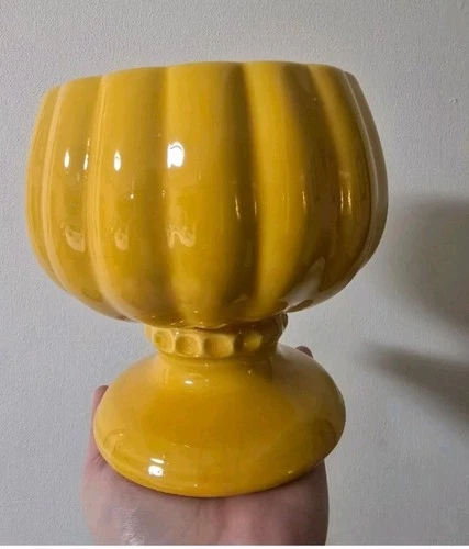 Vintage McCoy Floraline 401 Yellow Gloss Ribbed Pedestal Flower Vase