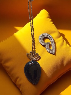 Collier narratif élégant avec design coquille unique parfait pour toute Collier narratif élégant avec design coquille unique parfait pour toute