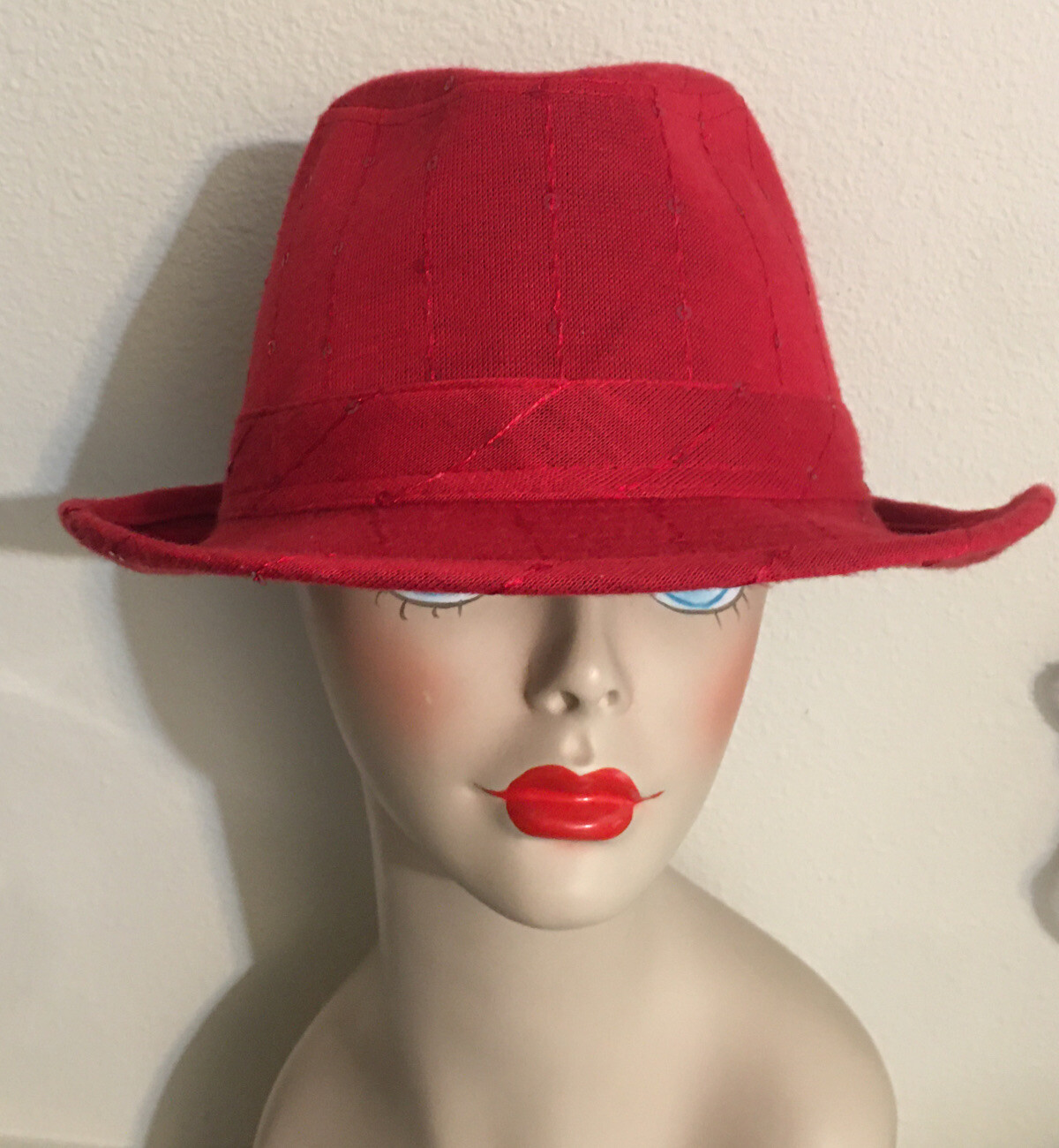 SS SOMETHING SPECIAL Red Fedora Hat with Subtle Sequi… Gem