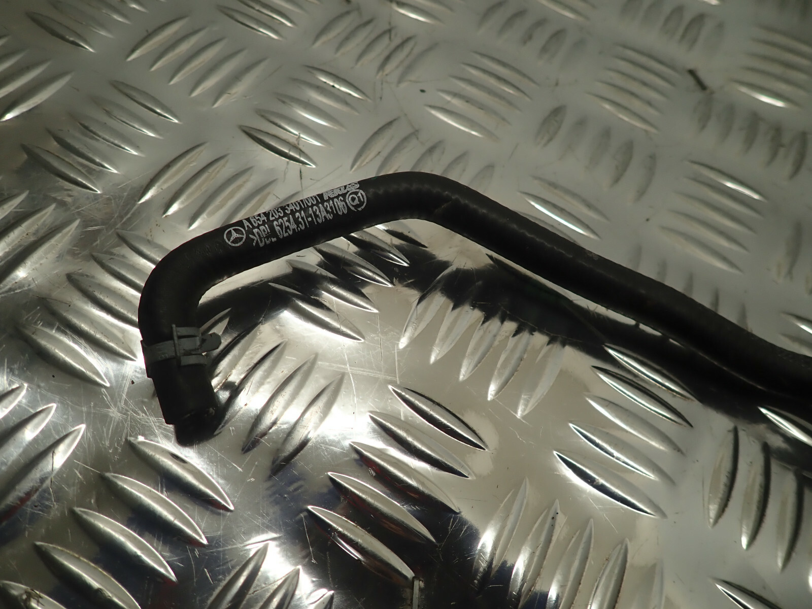 MERCEDES BENZ 2.0 DIESEL 654 WATER COOLANT FLANGE / PIPE 