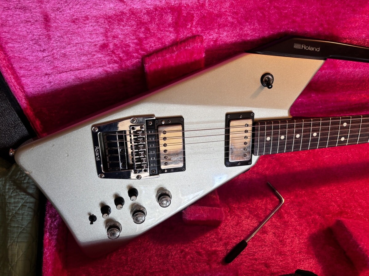 Roland G-707 Silver Electric Guitar w Case | eBay