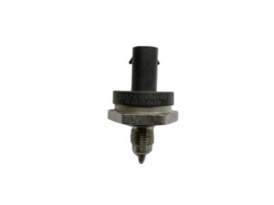 Railsensor Drucksensor Kraftstoffdruck für Mercedes S205 W205 14-18 1,6 115KW