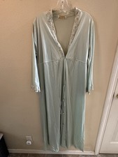 Vintage 60s 70s JCPenney Robe Mint Green Embroidered Nylon Lounge Lingerie Sz M