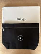 Chanel Beaute Mini Pouch Schwarz