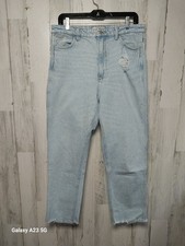 Wrangler Mom Fit Light Wash Jeans Size 14 Distressed