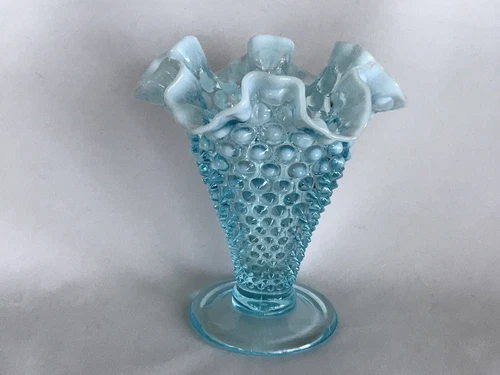 Vintage Fenton Glass Blue Opalescent Hobnail Ruffled Trumpet Vase 5 3/4”