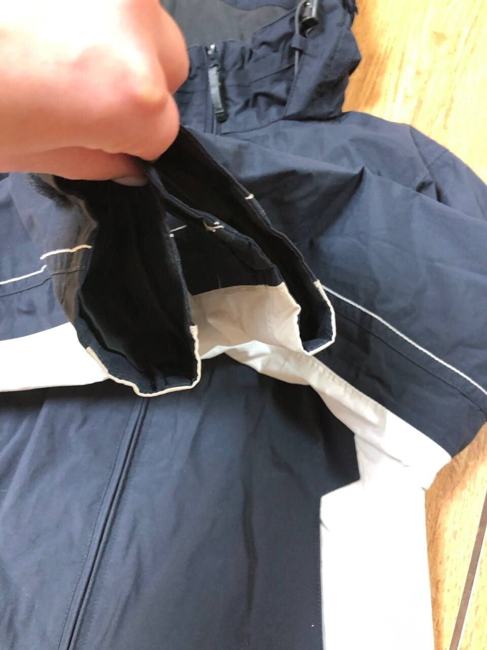 Helly Hansen Black Rain Jacket Waterproof Windpro… - image 7