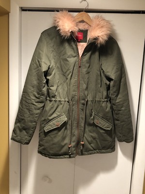 guess women's parkas