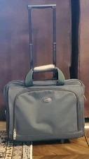 RICARDO BEVERLY HILLS CARRY ON LUGGAGE BAG WHEELS  16x14x7 (Used Only Twice)