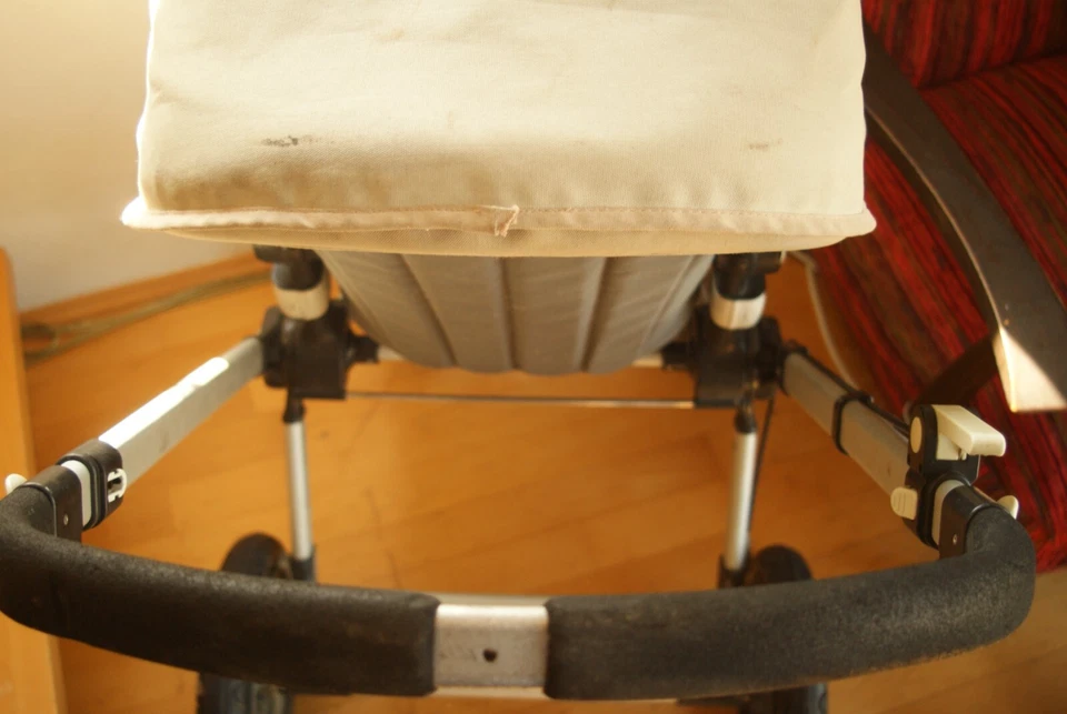 Bugaboo Cameleon Kinderwagen 2in1, beige-grau, mit Zubehör - Bild 3 von 4