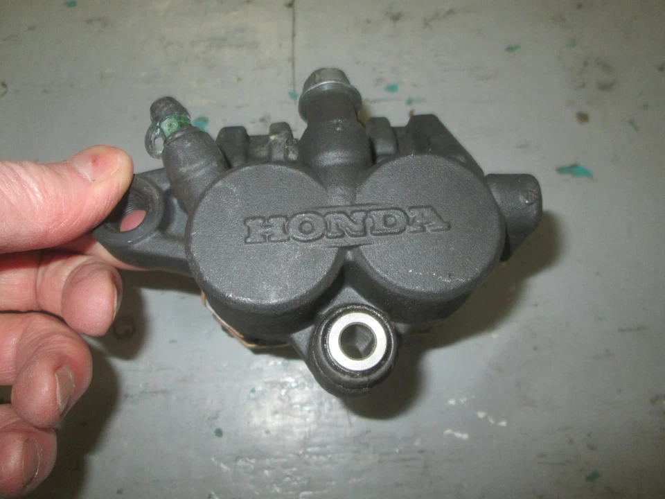 1991 - 2000 GL1500 GOLDWING Rear Caliper 43100-MT8-008 / 43100-MT8-305 LOW MILES - Image 2 of 4