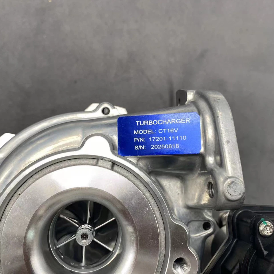 Nuevo turbo 17201-11110 para camioneta Toyota Hilux VIII 2.4 D 2GD-FTV 4x4 CT16V Foto 3 de 4