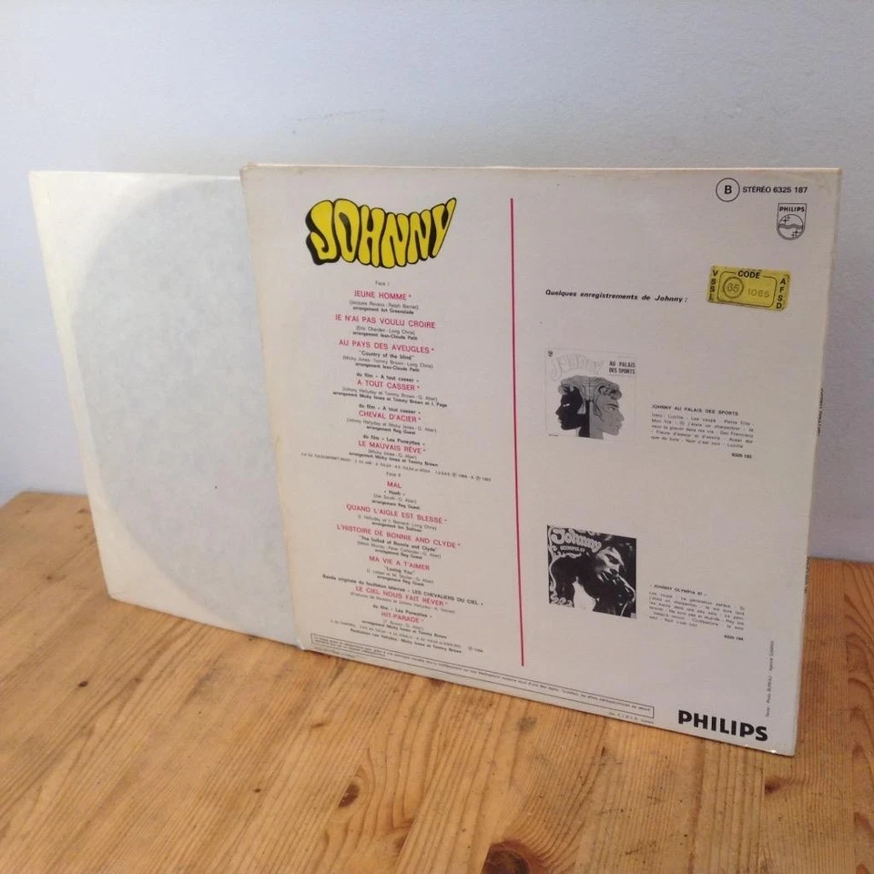 JOHNNY HALLYDAY [JEUNE HOMME] EX FRENCH 6325 187 LP Philips - Image 2 of 4