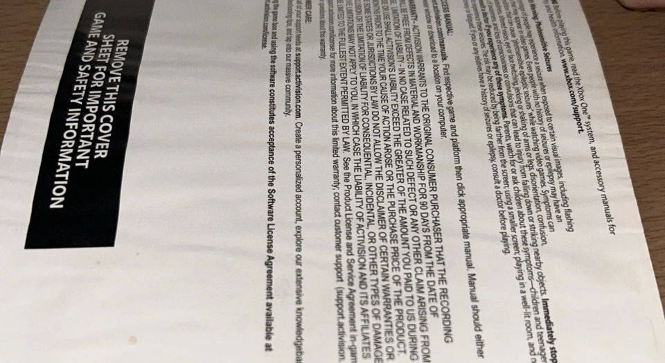 Prototype Biohazard Bundle Xbox One, 2016 Complete Artwork Is Wrinkled See Pics - Image 3 of 4