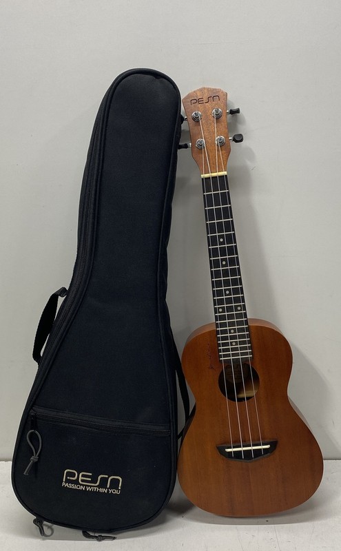 Pesn Y-300 Yester Series 4-String Ukulele Mahogany Finish with Gig Bag