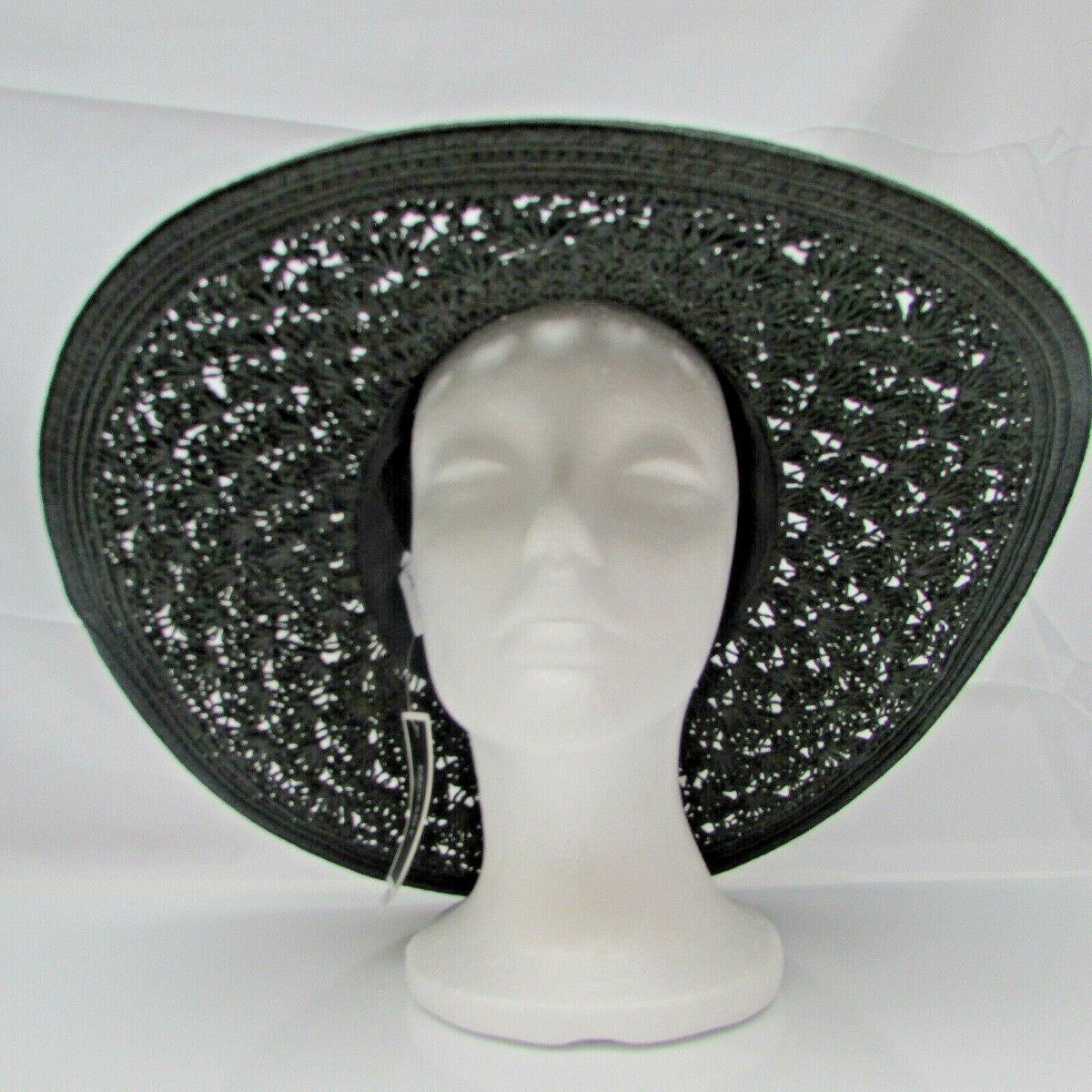 Nine West Packable Women display picture 1