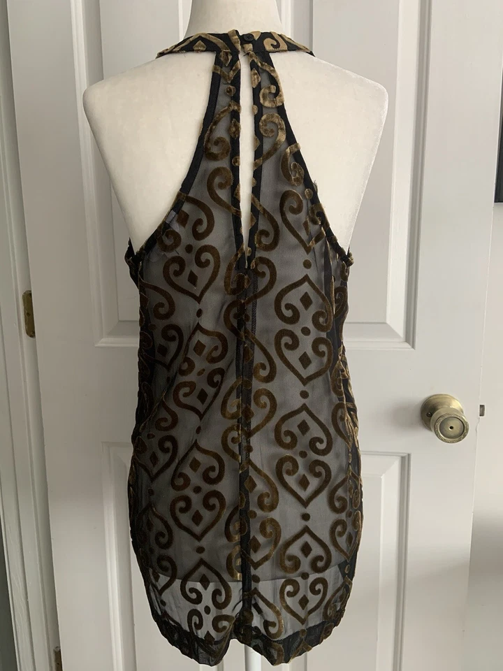 BB Dakota Sheer Black Velvet Floral Sleeveless Highneck Top w Keyhole bk sz S - Image 4 of 4