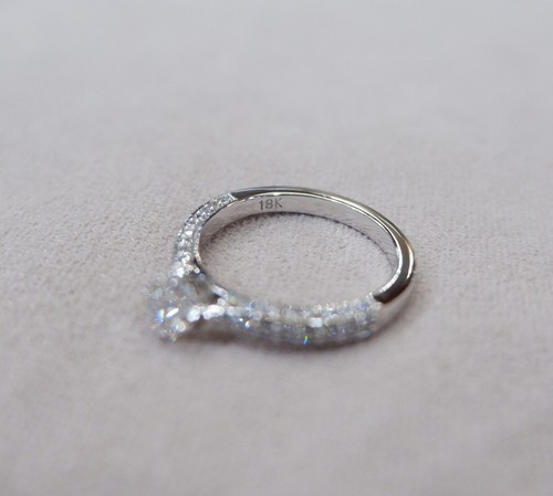 GIA Certified High Quality Natural Diamond 0.85CTS Women's Ring 18K White Gold - Picture 6 of 6