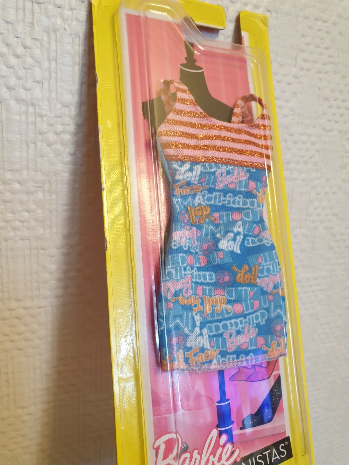Accessoires Barbie Fashionistas Mattel neufs en boite pour poupée mannequin