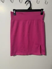 OQQ Pink Ribbed Pencil Mini Skirt With Side Slit And Tummy Control Size L NWOT