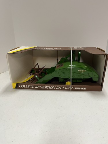 ERTL # 5601 John Deere 1940 No.12A Combine 1:16 *new* NIB , Made In USA - Picture 5 of 5