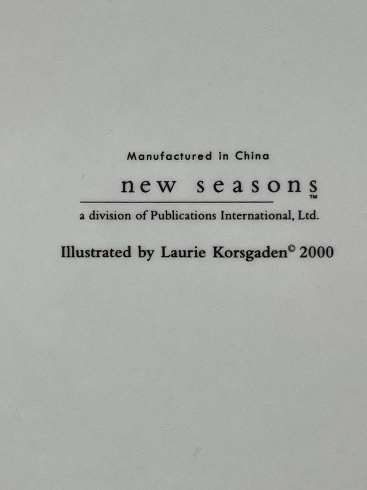 New Seasons Collectible Ceramic Plate Snowman SNOWED INN  Laurie Korsgaden 2000 - Изображение 4 из 4