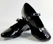 Girls B C G Tap Shoes Size 2D