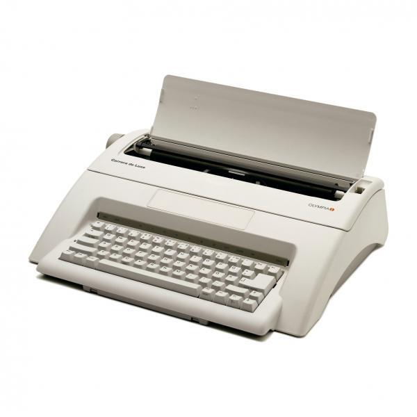 3161800 Olympia Olympia 252651001 macchina da scrivere e accessori 22,9 cm