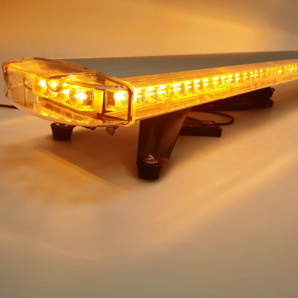Barra de luz LED ámbar estroboscópica de emergencia recuperación intermitente impermeable 63 pulgadas 120 LED Foto 3 de 4