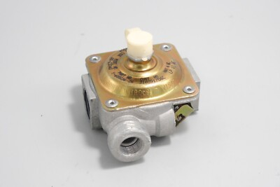 #ad 316416700 Frigidaire Kenmore Range Pressure Regulator $101.22