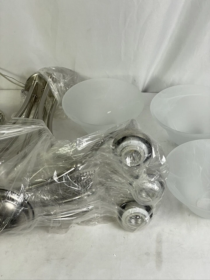 Lámpara de araña Woodbridge Lighting Anson 5 luces 12086-STN Foto 3 de 4