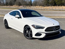 2024 Mercedes-Benz CLE300 4MATIC w/ HEATED / VENTILATED FRONT SEATS AND STEERING