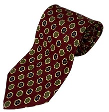 Brooks Brothers Makers All Silk Made In USA Quality Geometric Burgundy Crimson