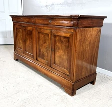 French Antique Louis Philippe Period (1830-1850) Walnut Sideboard Buffet Cabinet