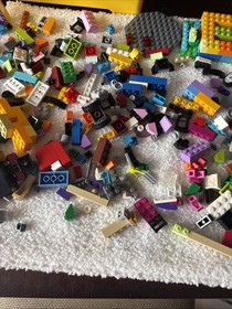 LEGO Creator Medium Creative Brick Box Tons Pieces Yellow Box Huge Lot 3lbs 7oz