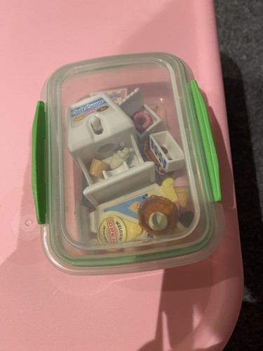 Mini Sylvanian Families Toy Ice Cream Machine, Accessories With Working Parts - Picture 12 of 12