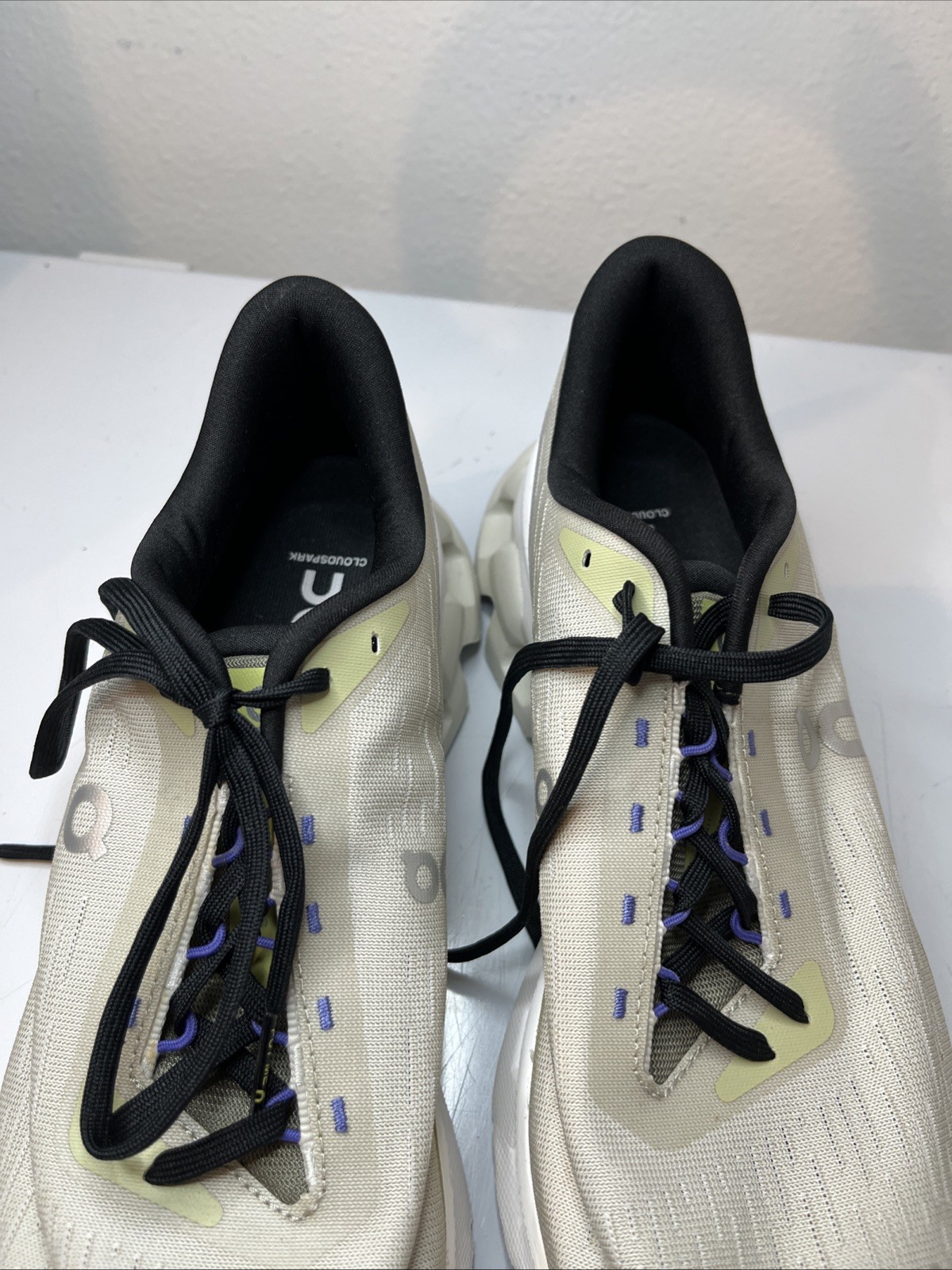 ON CLOUDSPARK Athletic Performance Running Shoes … - image 7