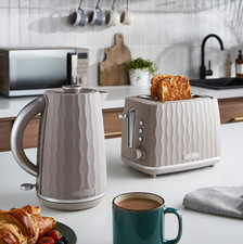 Morphy Richards Vapour Kettle & Toaster