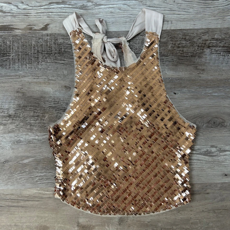 Camiseta sin mangas halter de lentejuelas doradas rosa Intimately Free People con lazo trasero M Foto 2 de 4