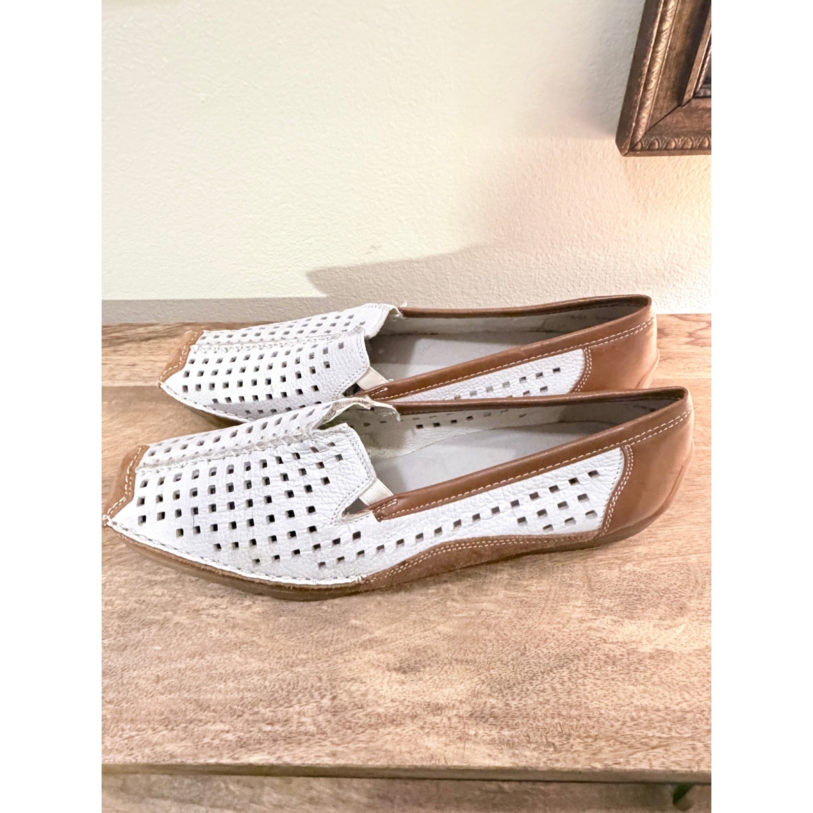 Rieker Antistress White Tan Perforated Leather Loafers EU 41 US 10 Coastal Walk