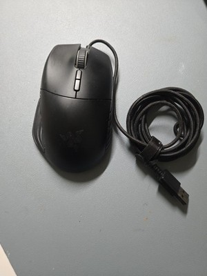 Razer Basilisk Gaming Mouse 16,000 DPI Optical Sensor, Chroma RGB RZ01-0233 