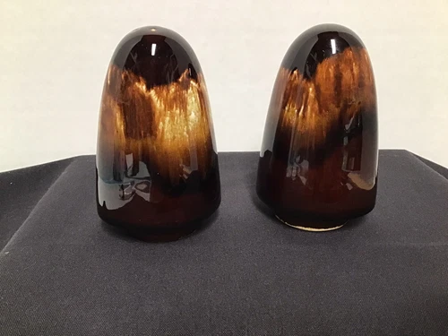 Hull Brown Drip Paint Glaze Lava Salt and Pepper Shakers 1970s MCM Cork Seals